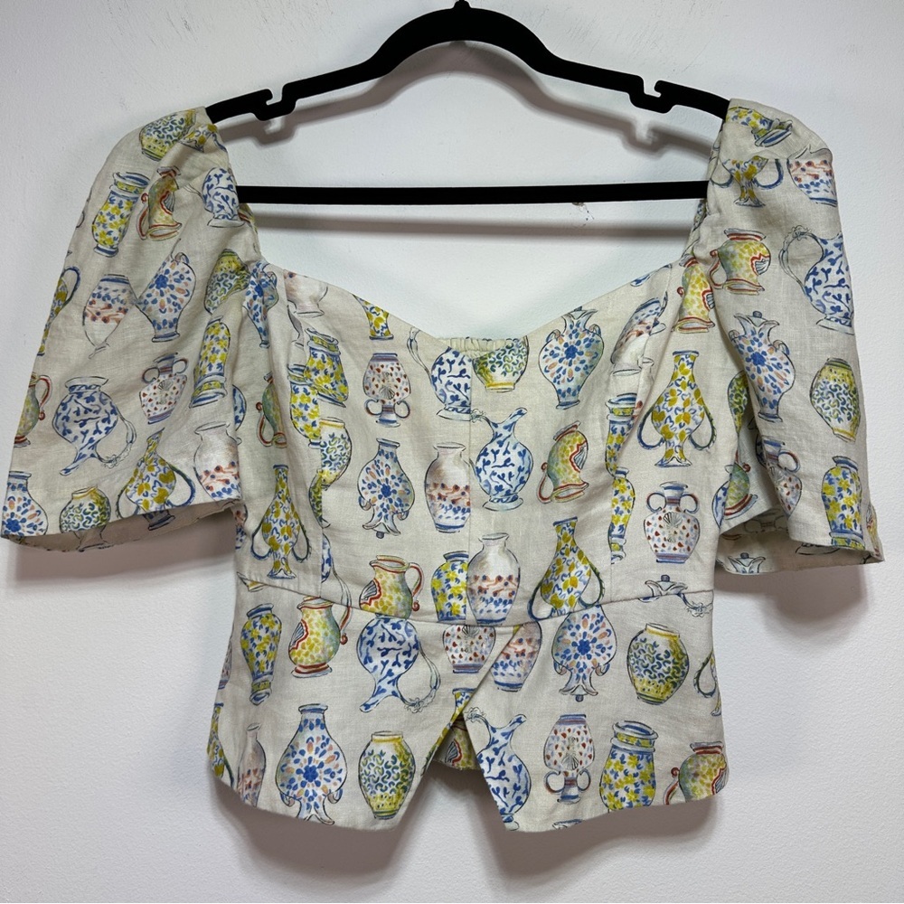 Wilfred Cream Crop Top with Blue, Yellow & Green Vase Print